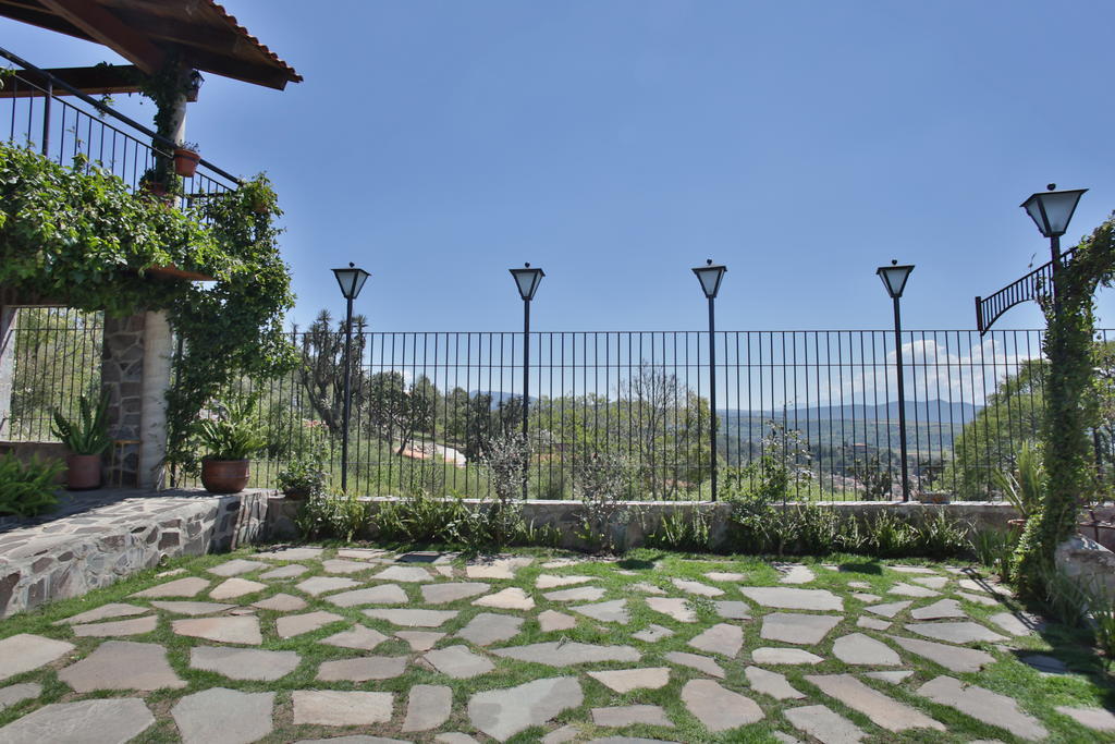Hotel Villa Cassis Тапалпа Екстериор снимка
