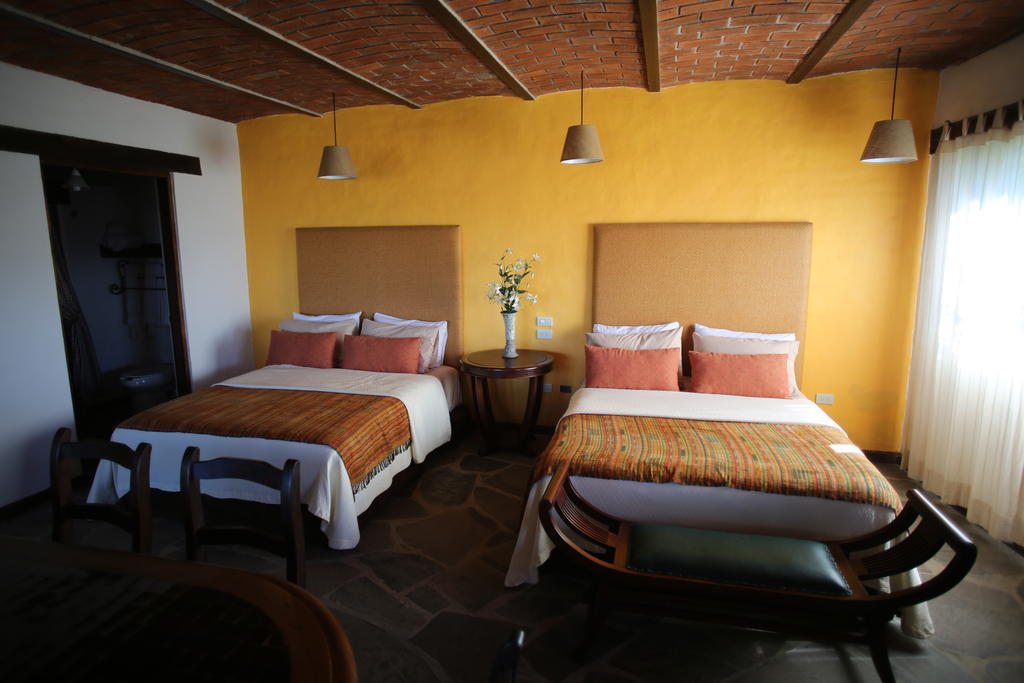 Hotel Villa Cassis Тапалпа Стая снимка
