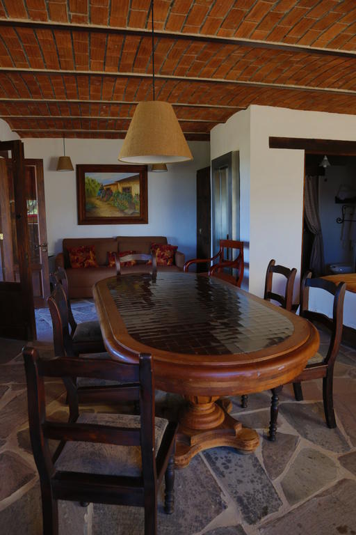 Hotel Villa Cassis Тапалпа Стая снимка